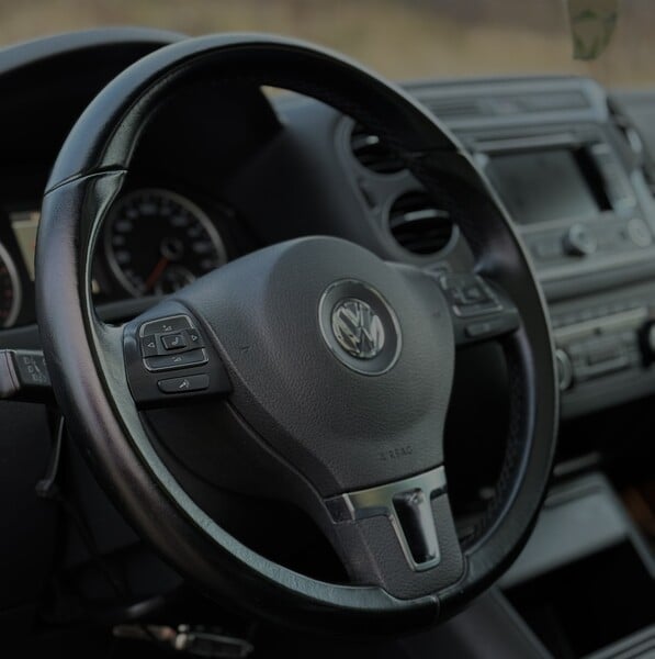 Фотография 17 - Volkswagen Tiguan 2013 г Внедорожник / Кроссовер