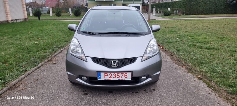 Фотография 3 - Honda Jazz 2009 г Хэтчбек