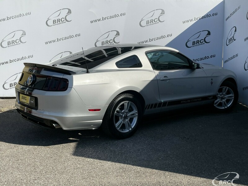 Photo 2 - Ford Mustang 3.7 V6 Automatas 2013 y