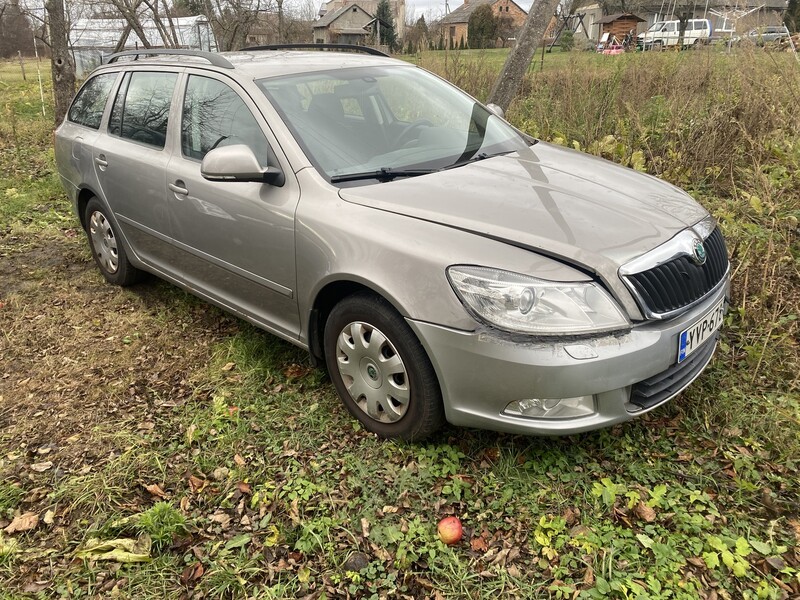 Фотография 8 - Skoda Octavia 2011 г запчясти