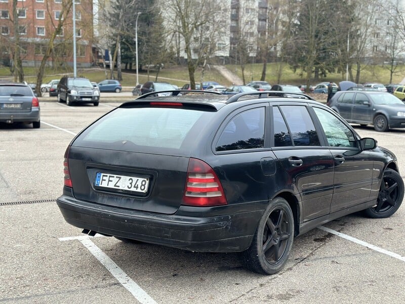 Фотография 4 - Mercedes-Benz C 220 2004 г Универсал