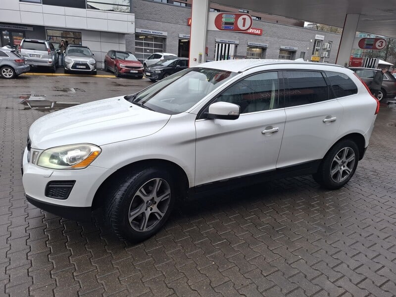 Photo 4 - Volvo XC60 2012 y Off-road / Crossover