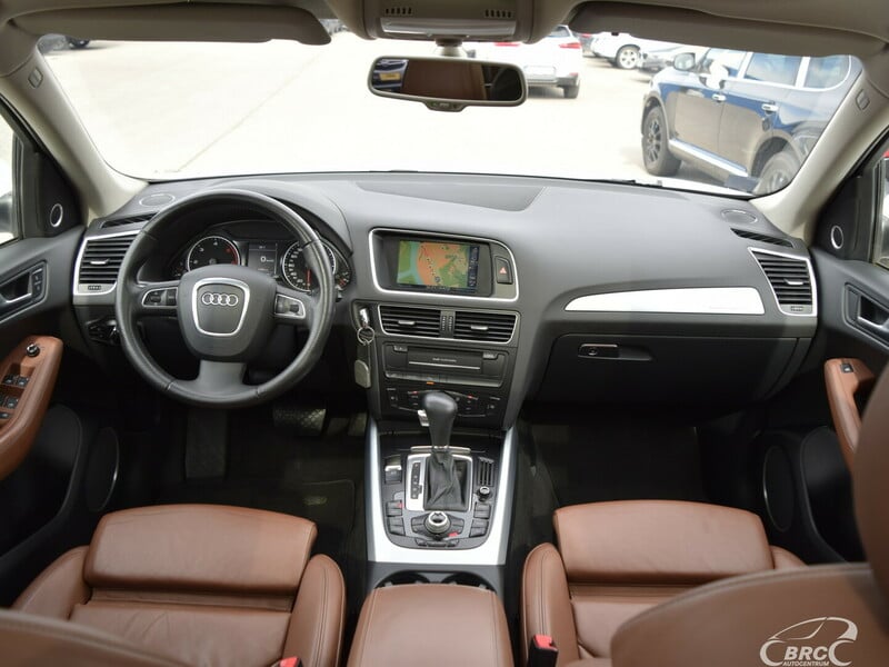 Photo 4 - Audi Q5 TDi quattro S-Line A 2010 y