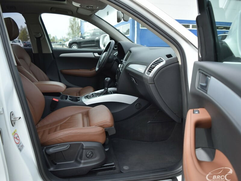 Photo 11 - Audi Q5 TDi quattro S-Line A 2010 y