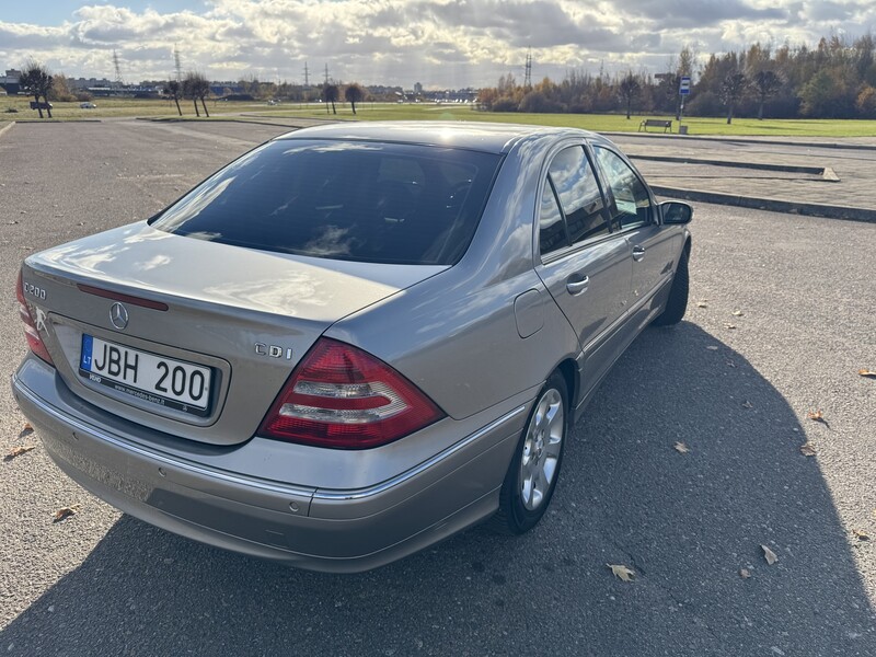 Фотография 11 - Mercedes-Benz C 200 2007 г Седан