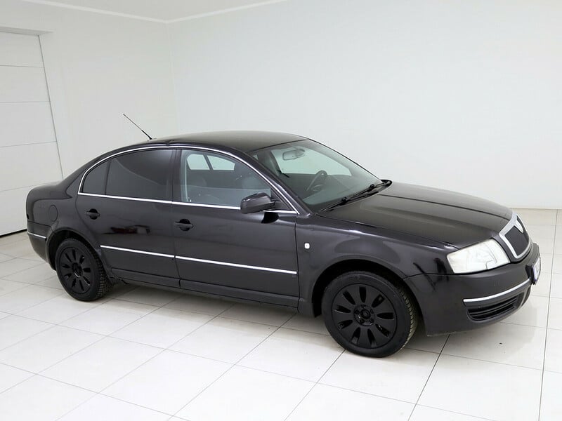 Photo 1 - Skoda Superb 2004 y Sedan