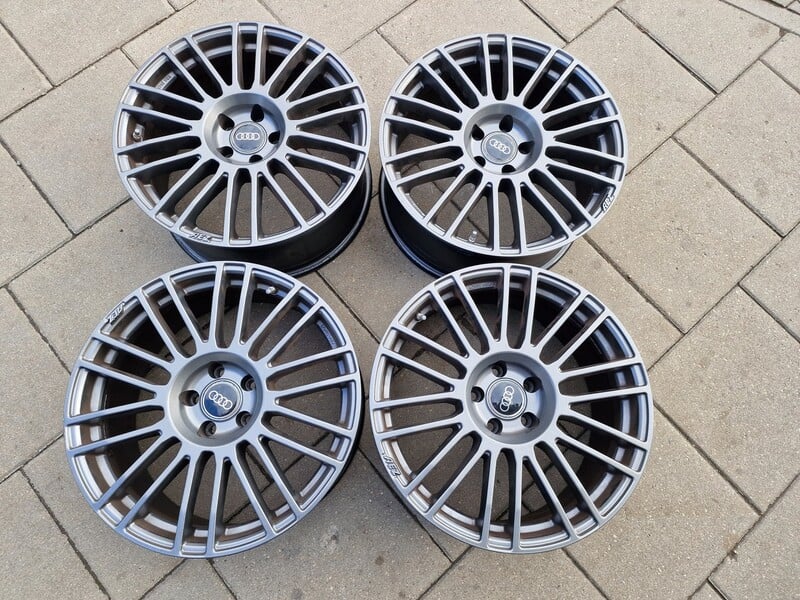 Photo 1 - Audi Q3, Q5, Q8 e-tron Q5 light alloy R19 rims