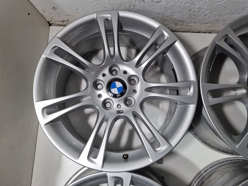 Nuotrauka 5 - BMW F10, F11, M paketas 530 lengvojo lydinio R18 ratlankiai