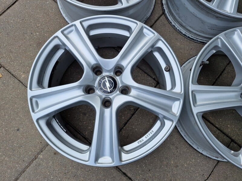 Photo 2 - Opel Astra,Insignia,Zafir Insignia light alloy R17 rims