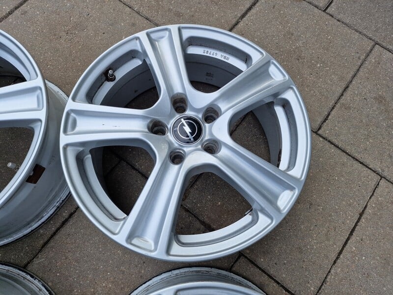 Photo 4 - Opel Astra,Insignia,Zafir Insignia light alloy R17 rims