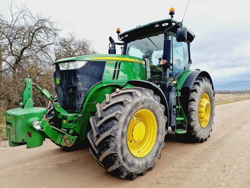 Nuotrauka 1 - John Deere 2015 m Traktorius