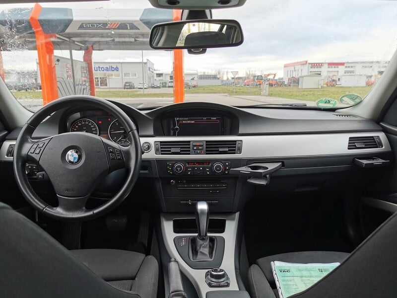 Nuotrauka 7 - Bmw 320 2012 m Universalas