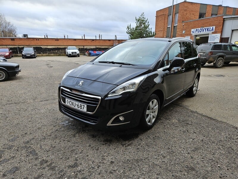 Photo 3 - Peugeot 5008 2016 y Van