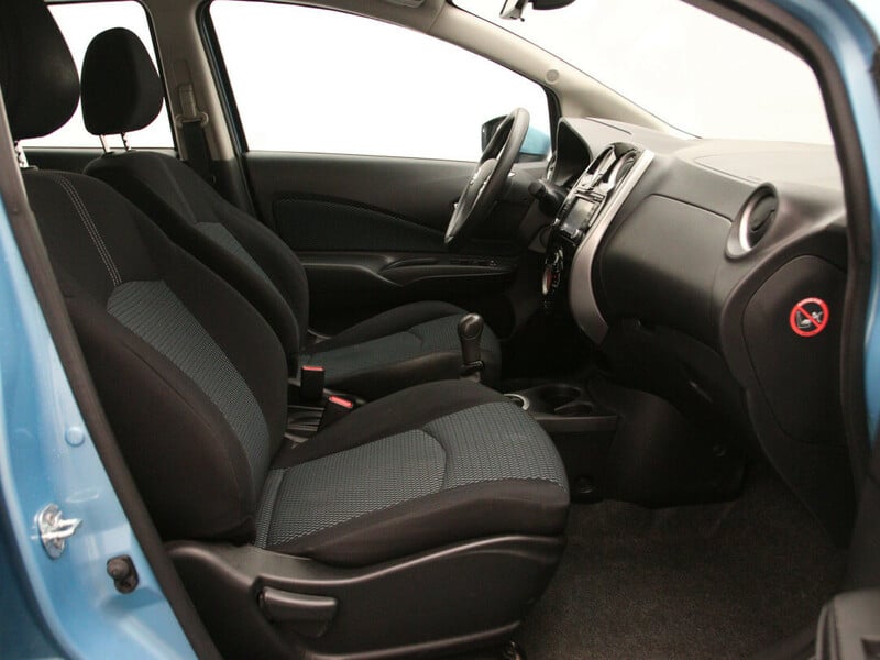 Photo 14 - Nissan Note 2015 y Minibus