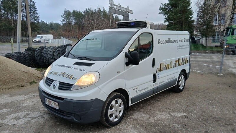 Фотография 1 - Renault Trafic II 2014 г