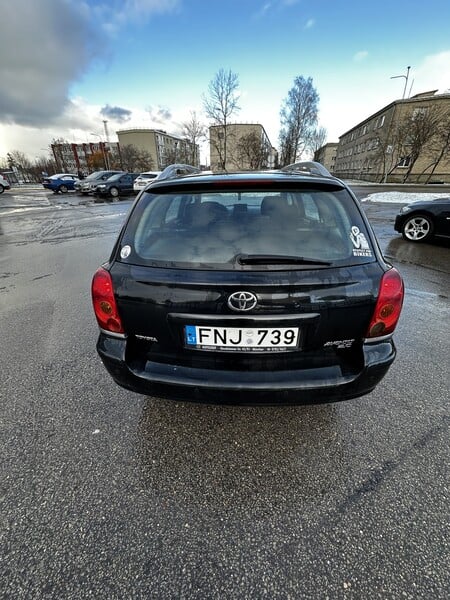 Фотография 3 - Toyota Avensis II 2004 г