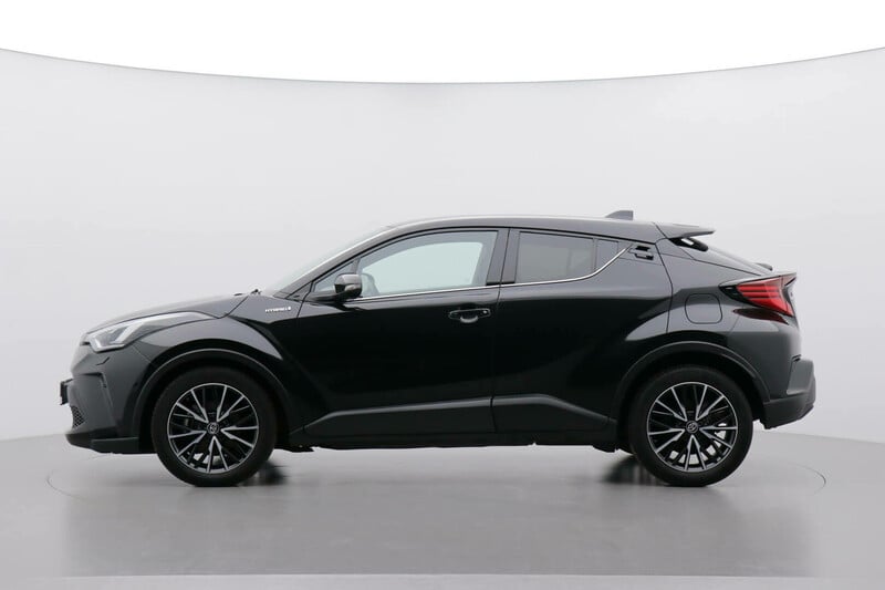 Фотография 3 - Toyota C-HR 2020 г Внедорожник / Кроссовер