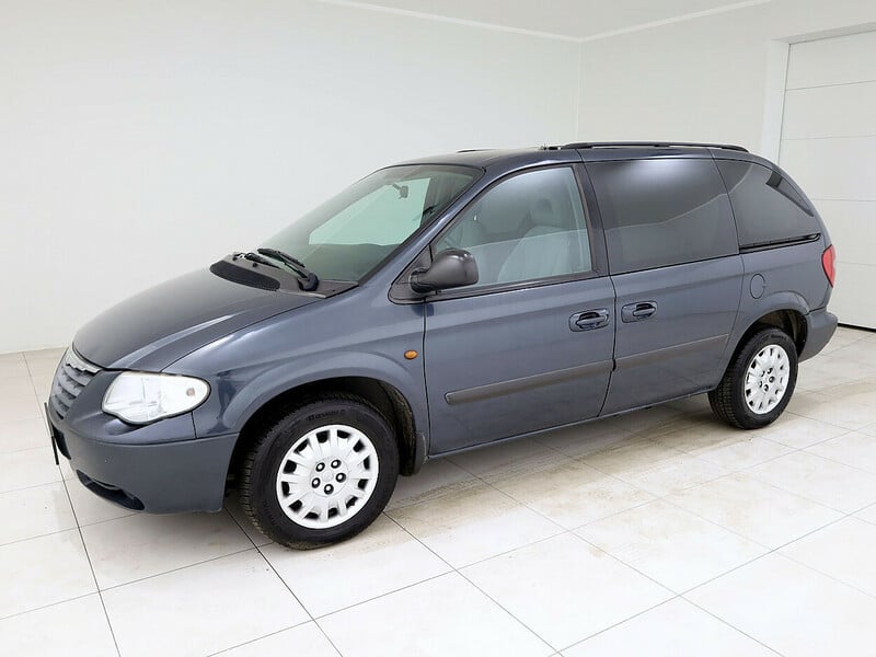 Photo 2 - Chrysler Voyager 2008 y Van