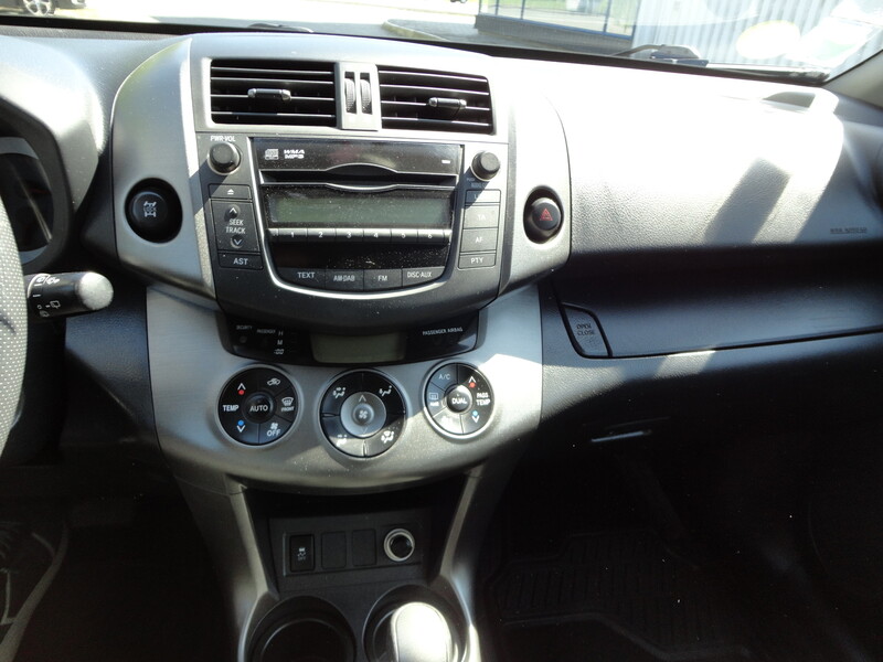 Photo 24 - Toyota RAV4 III 2010 y