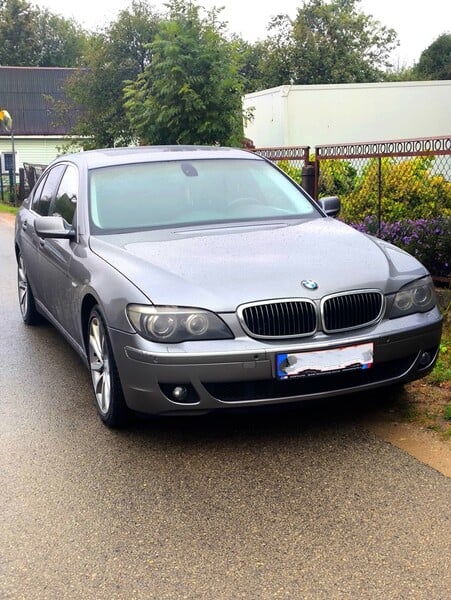 Photo 4 - Bmw 730 2006 y Sedan