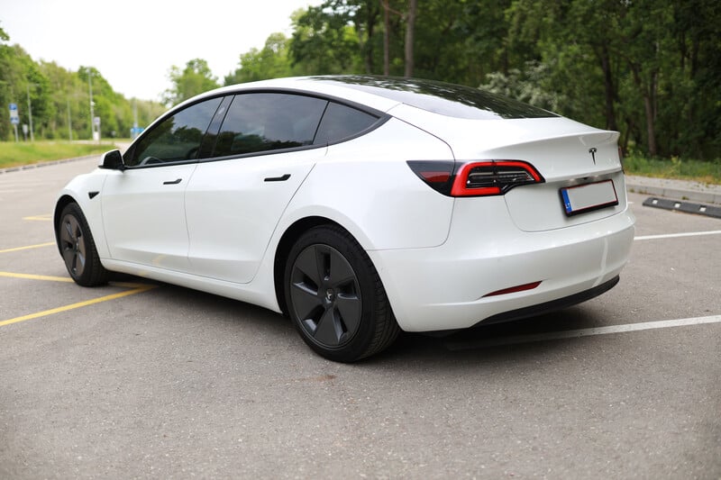 Photo 1 - Tesla Model 3 2021 y Sedan