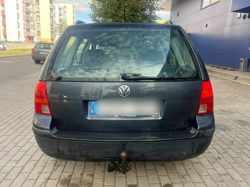 Фотография 6 - Volkswagen Golf IV 2001 г