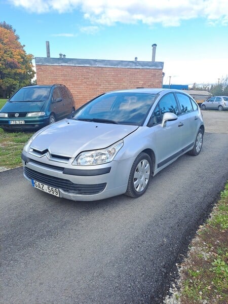 Photo 1 - Citroen C4 2005 y Hatchback