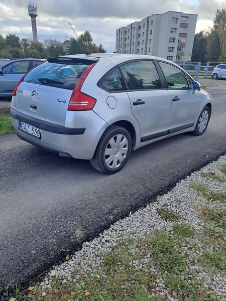 Photo 4 - Citroen C4 2005 y Hatchback