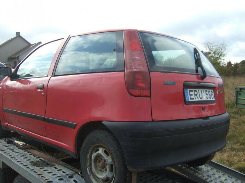 Фотография 3 - Fiat Punto I 1995 г запчясти