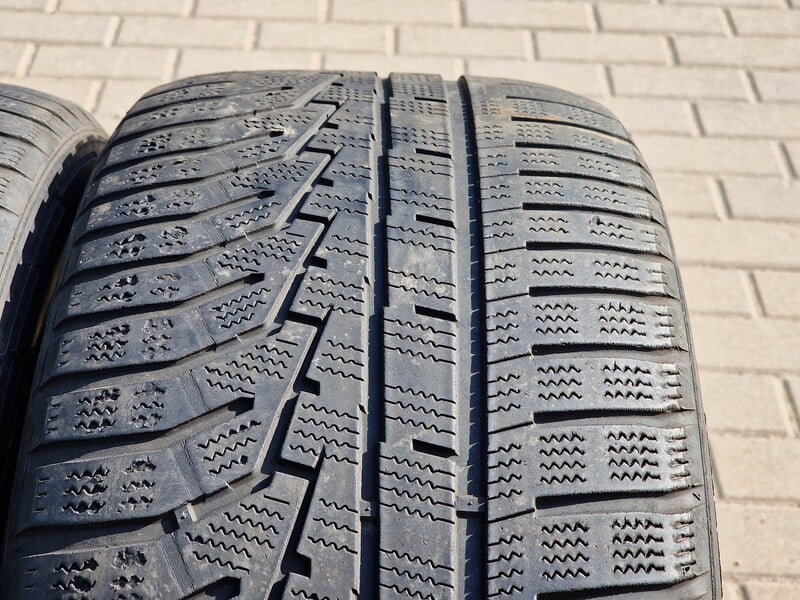 Photo 4 - Hankook Winter i'cept evo2 R18 winter tyres passanger car