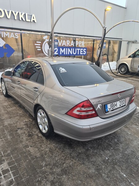 Фотография 2 - Mercedes-Benz C 200 2007 г Седан