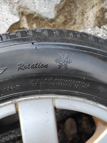 Photo 5 - Light alloy R15 rims