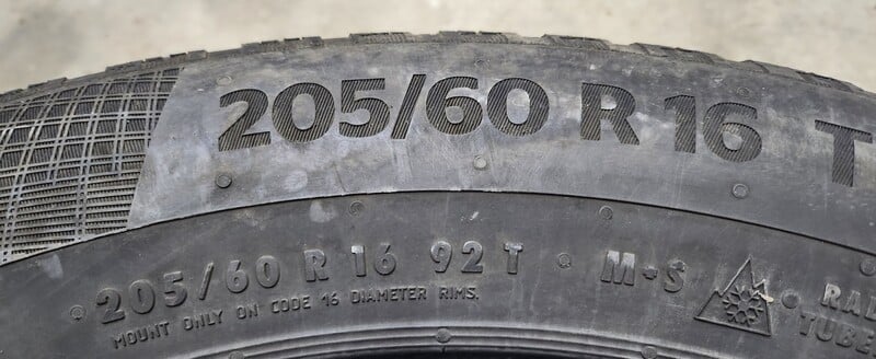 Photo 4 - Goodyear R16 universal tyres passanger car