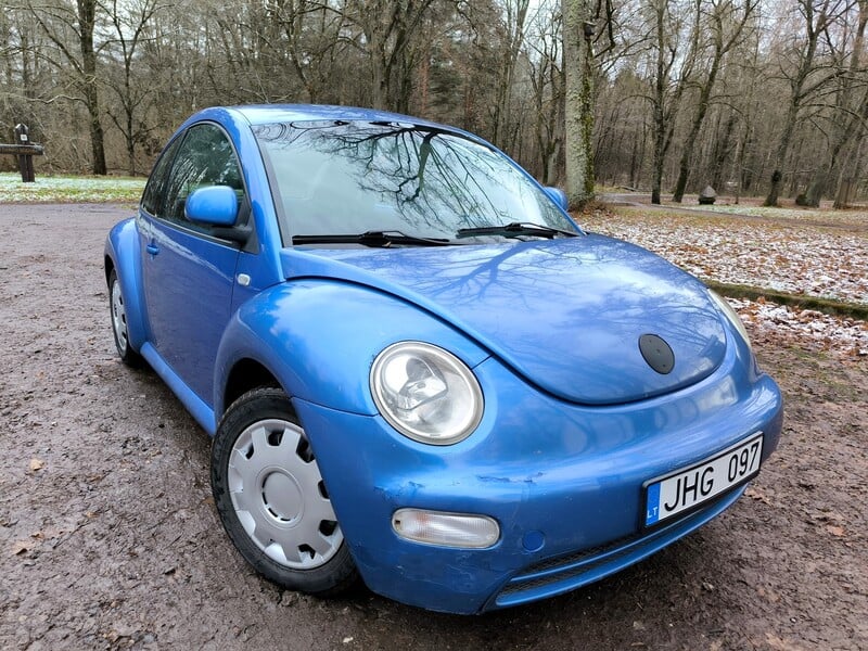 Photo 2 - Volkswagen New Beetle 1999 y Hatchback