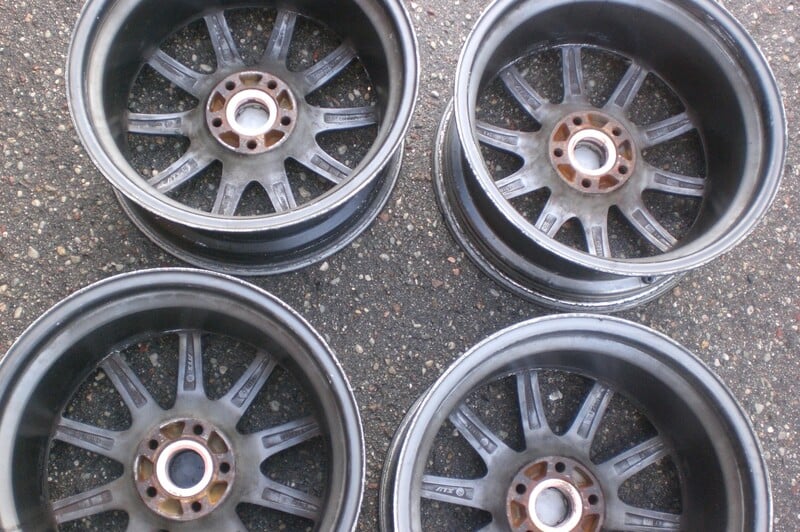 Photo 9 - Light alloy R18 rims