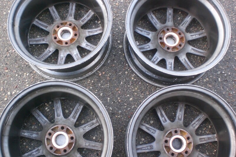 Photo 10 - Light alloy R18 rims