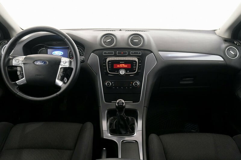 Photo 5 - Ford Mondeo 2011 y Hatchback