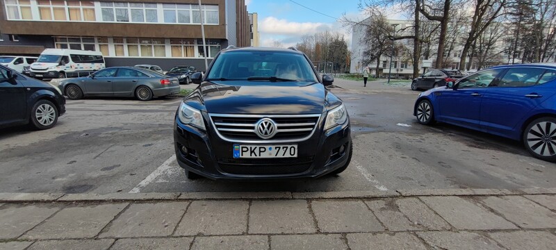 Фотография 3 - Volkswagen Tiguan 2010 г Внедорожник / Кроссовер