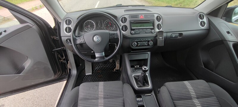 Фотография 7 - Volkswagen Tiguan 2010 г Внедорожник / Кроссовер