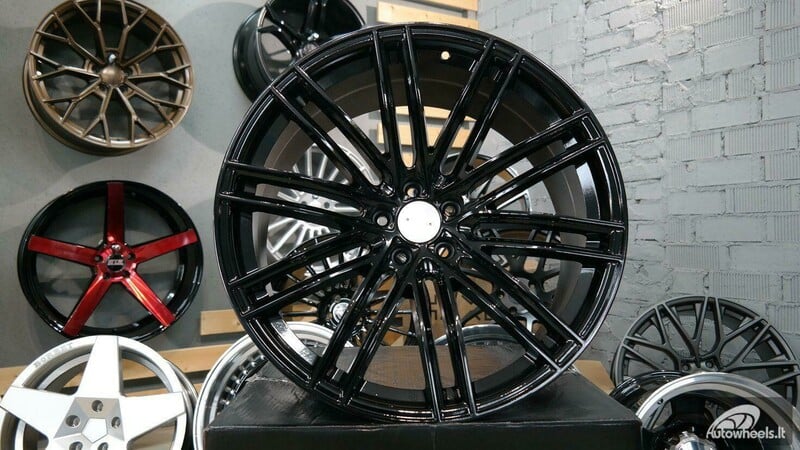 Photo 2 - Autowheels Porsche Cayman, Panamera light alloy R21 rims