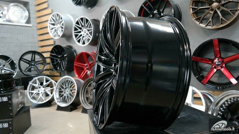 Photo 6 - Autowheels Porsche Cayman, Panamera light alloy R21 rims