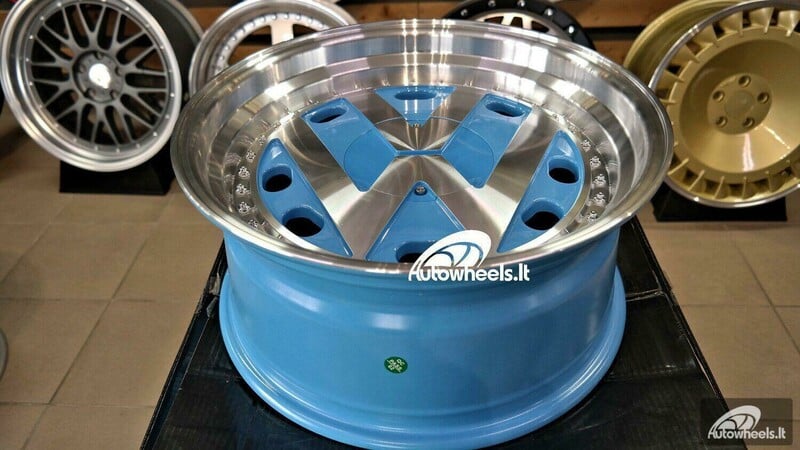 Фотография 2 - Autowheels VW Classic Style Audi Blue литые R17 диски