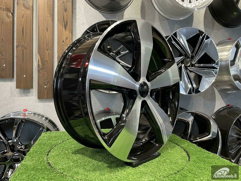 Фотография 6 - Autowheels Jeep Cherokee 5 Spoke style литые R20 диски