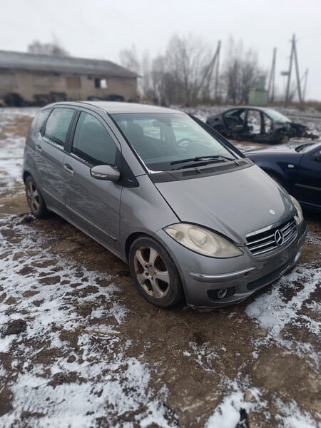 Photo 2 - Mercedes-Benz A 200 W169 CDTI 2007 y parts