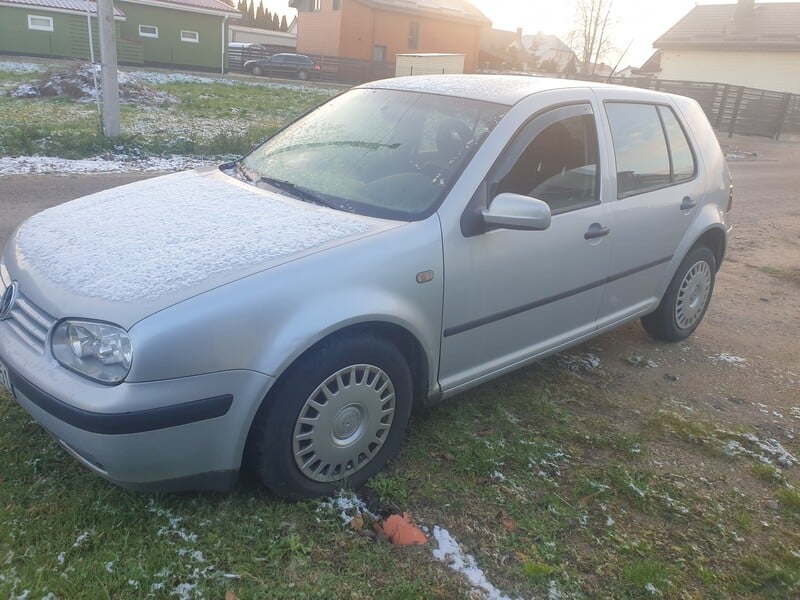 Photo 2 - Volkswagen Golf 1999 y Hatchback