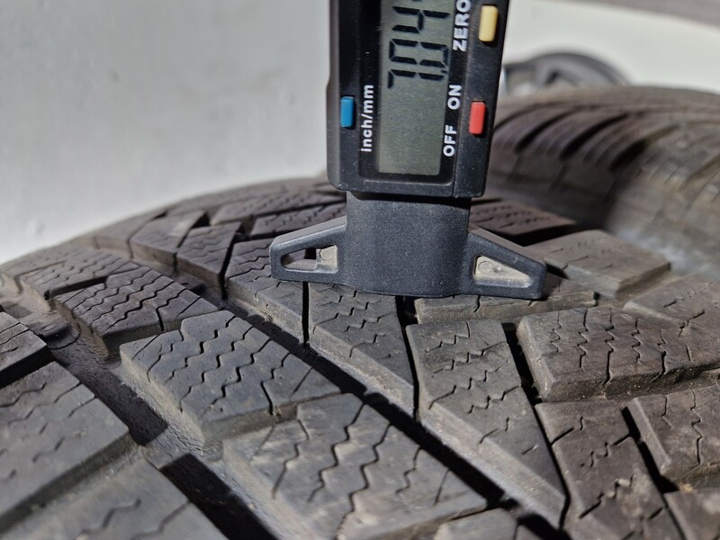 Photo 4 - Continental 7mm R17 winter tyres passanger car