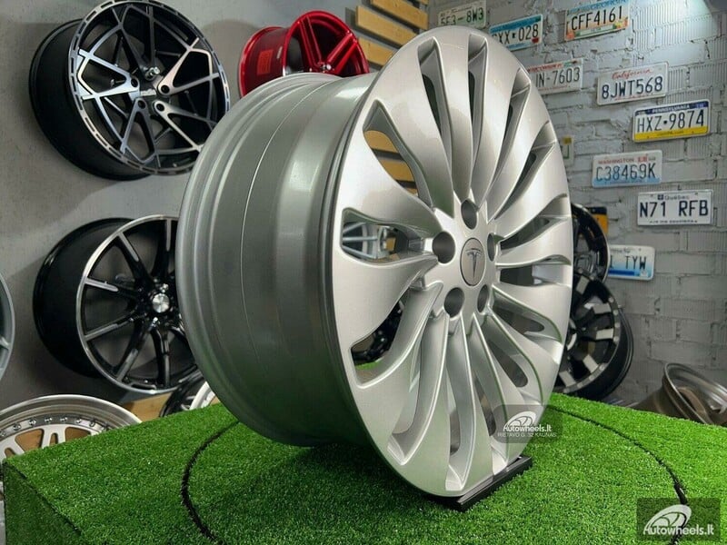 Nuotrauka 13 - Autowheels Tesla Model 3 Uberturbine styl lengvojo lydinio R19 ratlankiai