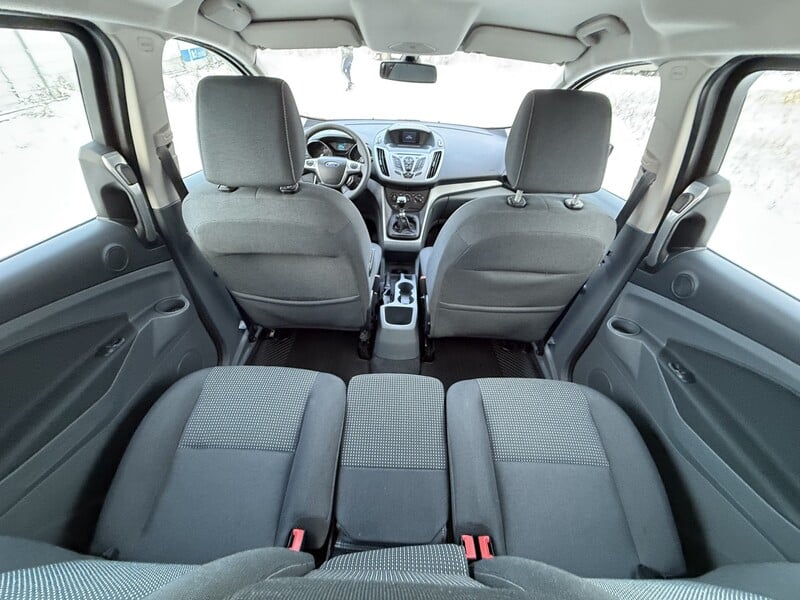 Nuotrauka 25 - Ford Grand C-MAX 2011 m Vienatūris