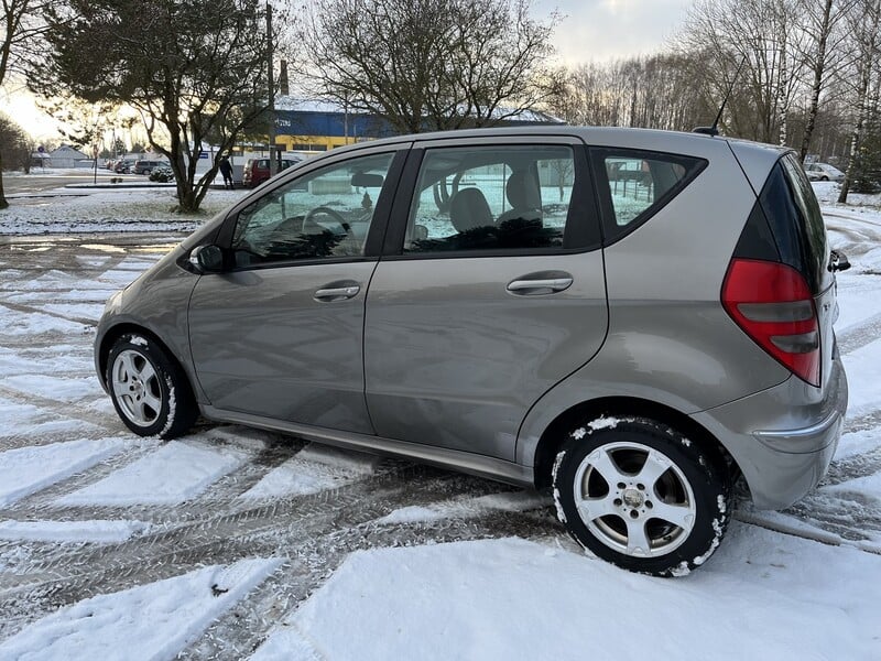 Photo 10 - Mercedes-Benz A 180 2006 y Hatchback