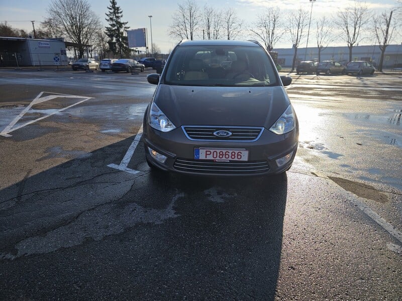 Photo 2 - Ford Galaxy 2014 y Van